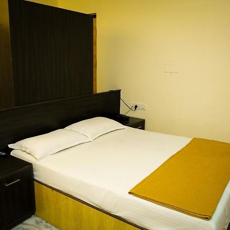 Hotel Arunachala Tiruvannāmalai Exteriör bild