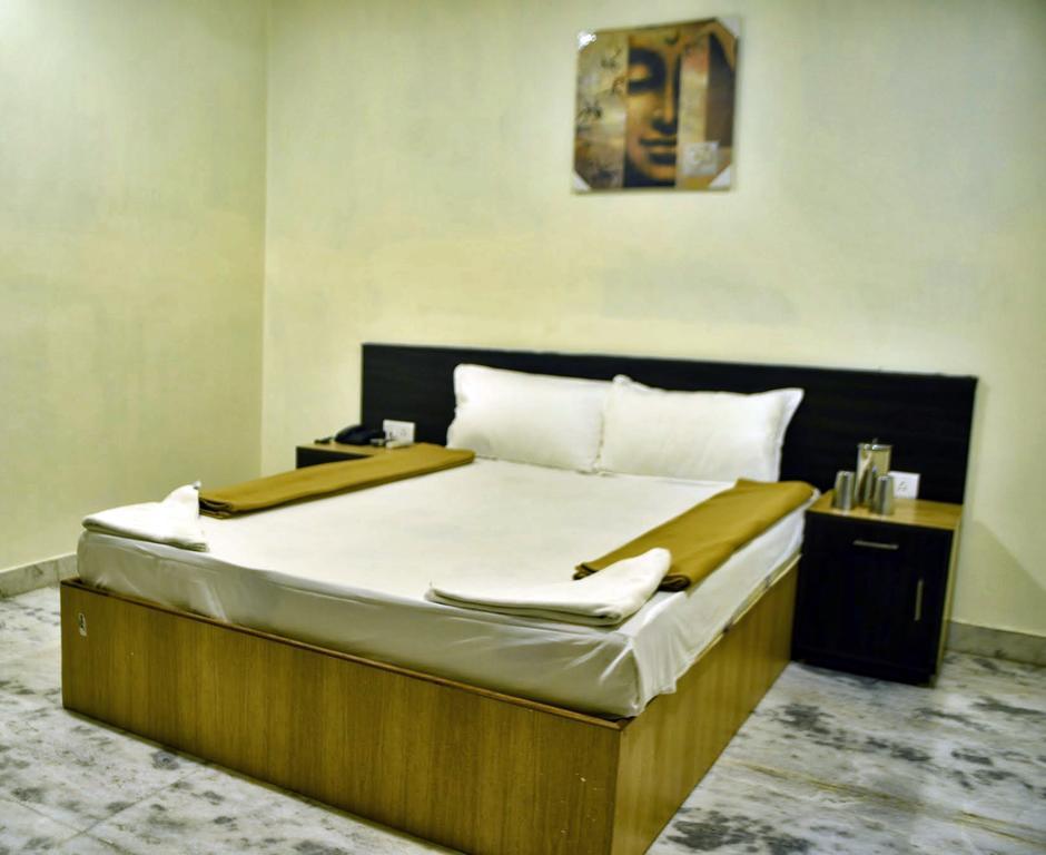 Hotel Arunachala Tiruvannāmalai Exteriör bild