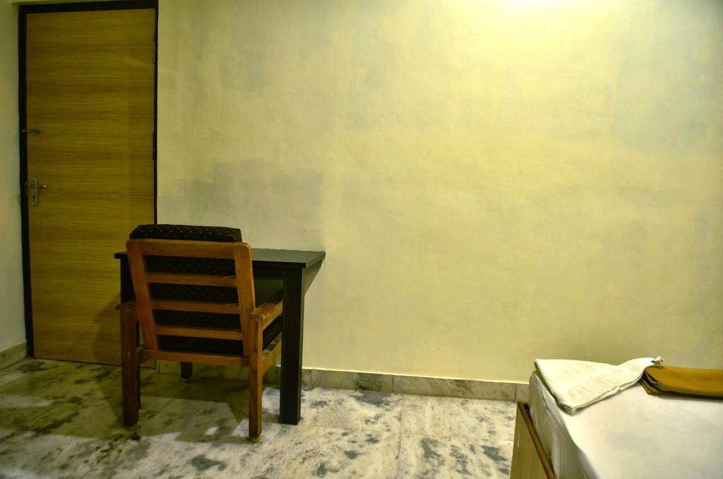 Hotel Arunachala Tiruvannāmalai Exteriör bild